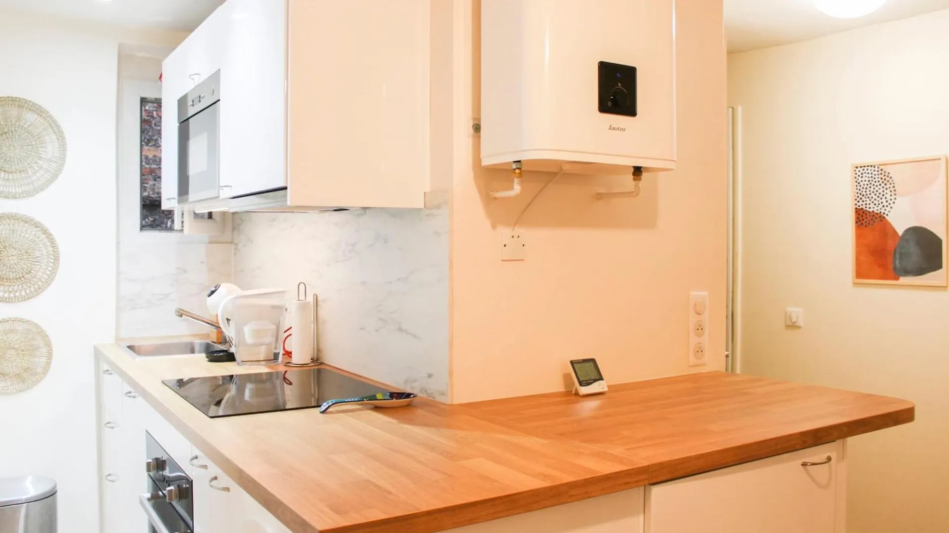 פריז Bright Studio With Balcony Quiet Location